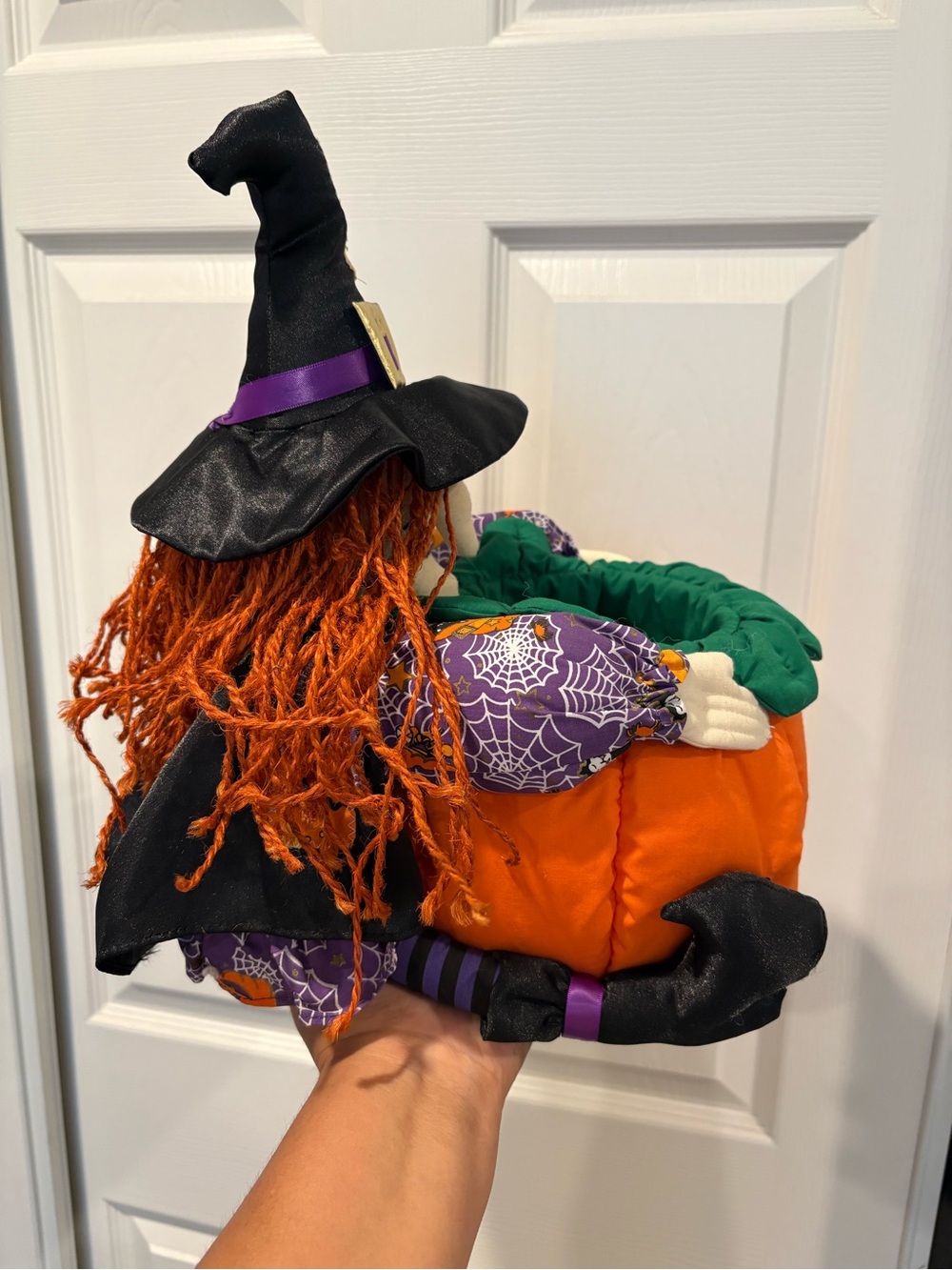 Vintage 1998 Silly Pumpkin Witch Candy Plush Nylon Basket EUC - Picture 4 of 15